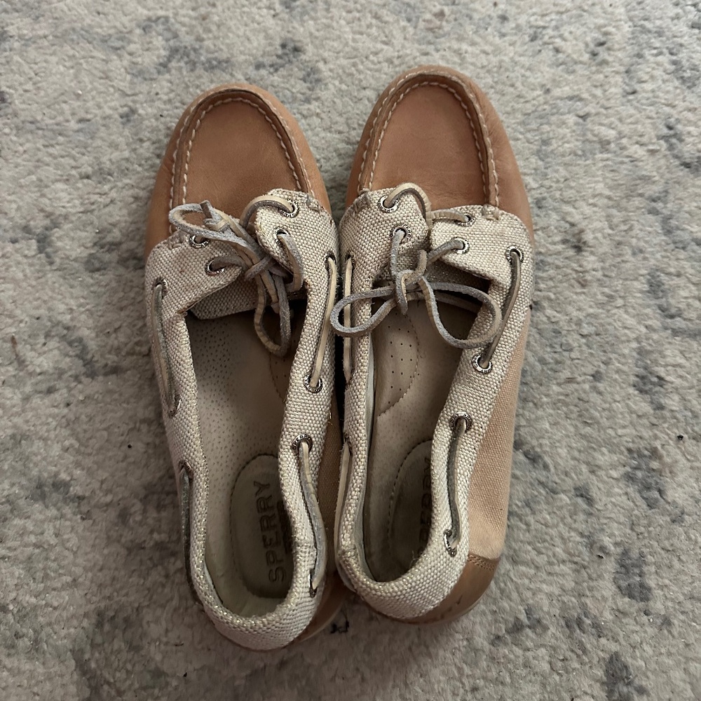 Sperry Women's Tan Boat shoe with light blue accent